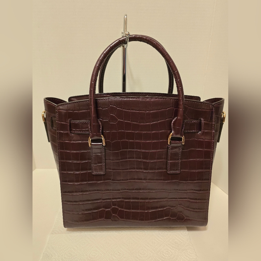 Michael Kors Crocodile Embossed tote - Picture 3 of 15